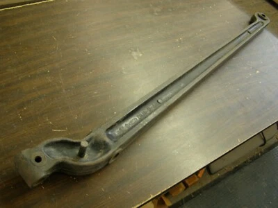 NOS OEM Ford 1971 1972 Econoline Van E300 Front Axle LH Steering Bar - Image 1 of 4