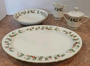 Royal Gallery Fine China 6283 Holly Oval Platter 14" Bowl 9" Cream & Sugar Set - Picture 1 of 6