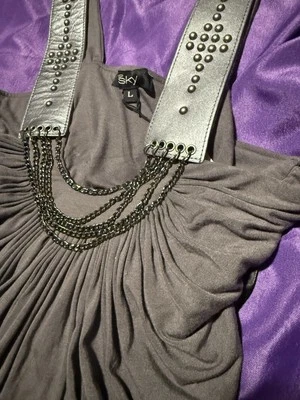 NWT SKY⭐️ROCK N ROLL✨BOHO⭐️ CHAINS GRANITE Gray Leather Straps w/STUDS Top - Image 1 of 4