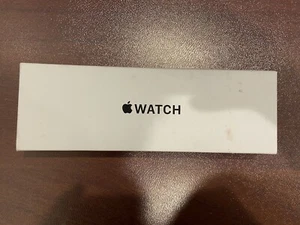 NEW Apple Watch SE 2nd Gen 40mm GPS Silver Aluminum Storm Blue Sport M/L Band - Picture 1 of 2