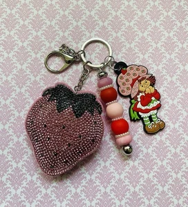 Adorable Dulce Retro Fresa Años 80 Niña Llavero Bolso Clip - Imagen 1 de 6