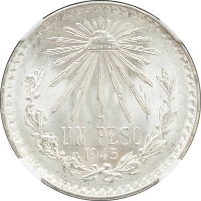 México 1 Peso M 1945 Gorra y Rayos, NGC MS66. KM# 455 Foto 1 de 4