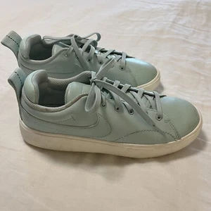 Nike Course Classic Women's Golf Shoes Light Blue (Aqua) 904680-300 Sz 5 Ladies - Picture 1 of 10