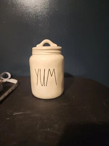 Rae Dunn "YUM" Kanister. Artisan Collection von Magenta - Bild 1 von 5