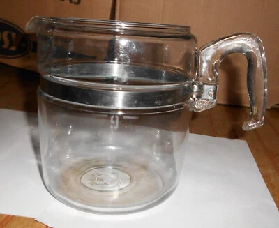 Olla de vidrio transparente vintage Pyrex 7759B de 9 tazas SOLO Foto 1 de 4