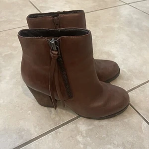 Marc Fisher Boots Size 6.5 - Picture 1 of 11