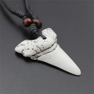 glück amulet nachahmung yak knochen - kette haifischzahn - anhänger schmuck - Bild 1 von 14