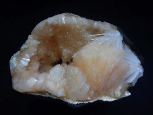 STILBITE BOWS W/ SCOLESITE IN GEODE MATRIX ROCKS MINERALS SPECIMENS - Picture 1 of 5
