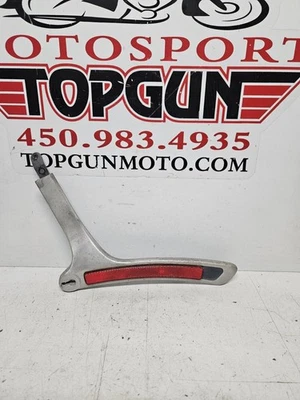 1984 1985 1986 HONDA VF700C VF750C VF 700 750 MAGNA V45 RIGHT BACKREST GRAB BAR Foto 1 de 4