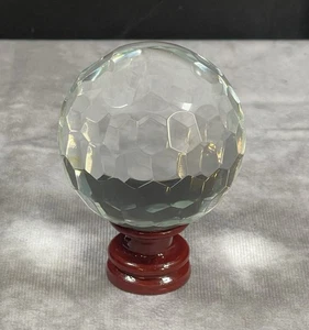 Fermacarte a sfera sfaccettata in cristallo trasparente - Foto 1 di 2