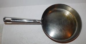 GEBRAUCHTE EINLADUNGEN 9 3/4" PROFESSIONELLE EDELSTAHL BRATPFANNE TISCHPLATTEN - Bild 1 von 4