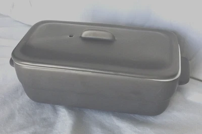 PYREX Ceramic Refrigerator Butter Food Storage Dish 6.5”x 3.5”x 2.5” Vented Lid - Image 1 of 4