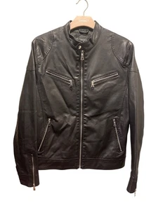 Chaqueta de moto de cuero sintético negra para hombre bolsillos con cremallera por Forever 21 talla mediana - Imagen 1 de 11