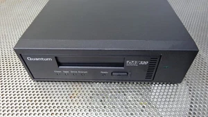 Quantum CD320UE DAT320 USB External Tape Drive - Picture 1 of 5