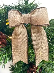 New 5 Christmas Bows Pre Tied Hessian Ribbon Wire Edge Tree Gift Wrapping 'Jute' - Picture 1 of 4