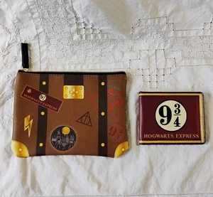 Wizarding World of Harry Potter Zipper Bag Trunk & Wallet Hogwarts Express 9 3/4 - Picture 1 of 16