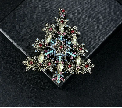复古豪华闪亮水钻充满活力的圣诞树胸针徽章礼物 — 第 1/4 张图片