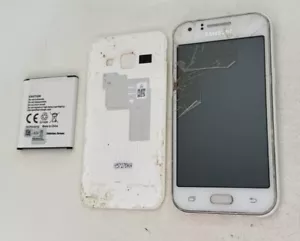 Samsung Galaxy J1 SM-J100H 4GB Weiss Platine & Kamera Ok Teilespender Händler - Bild 1 von 2
