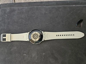 Samsung Galaxy Watch4 Classic SM-R885U 42mm Stainless Steel Case with Ridge - Picture 1 of 2