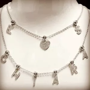 Collana con lettere Argento 925 rodiato anallergico zirconi brillanti donna - Foto 1 di 5