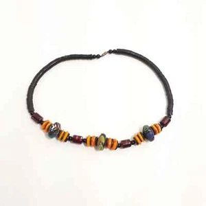 Ton Perlen Halskette 18" Kunst zum Tragen Neuheit schwarz orange Ethno Tribal mutig Boho - Bild 1 von 8