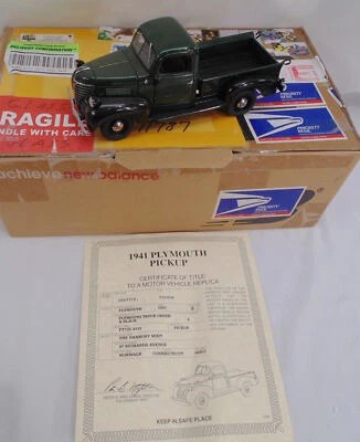 Danbury Mint 1941 Plymouth Pickup Truck Green & Black PT125 4112 1/24 Diecast  - Image 1 of 4