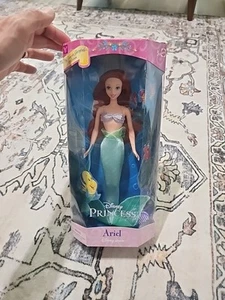 Disney Store Ariel Disney Princesa Sirenita Mattel 52991 Nuevo en Caja 2001 - Imagen 1 de 8
