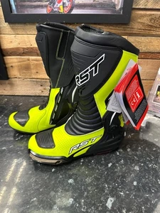 RST Tractech Evo III Race Track Sports Boots Yellow - EU44 / UK 10 (No Box) - Picture 1 of 4