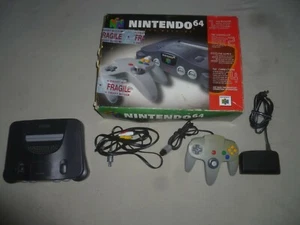 BOXED NINTENDO 64 N64 SYSTEM CONSOLE SET GREY NUS-001 VIDEO GAME CONTROLLER - Picture 1 of 11