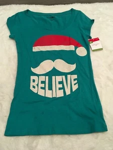 Neu mit Etikett Damen-T-Shirt Stranded Santa Believe Größe Large grün Bartlogo - Bild 1 von 5
