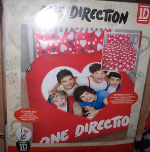 ONE DIRECTION Wende-Bettwäsche mit 2 Kissenbezügen NEU,OVP,RARITÄT,Lizenz - Bild 1 von 1