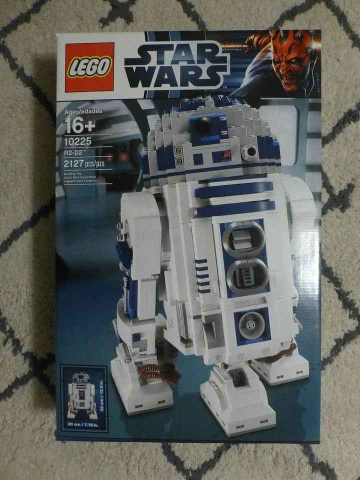 Lego 2012 Star Wars R2-D2 10225 ! ! 2,127 pieces ! ! Sealed NEW Free US Shipping - Image 1 of 3