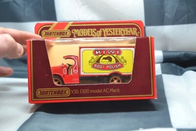 MATCHBOX /MOY  - 1930 MACK AC - KIWI BOOT POLISH -  SCALE MODEL  Y-30 - Image 1 of 4