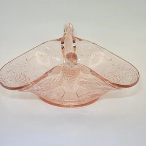 Vintage Pink Depression Glass Bowl Double Flying Birds Dish Bowl 1940"s - Picture 1 of 8