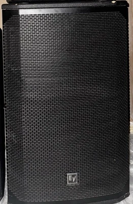 Altavoces de cuña alimentados EV Electro-Voice SXA250, 15", 2 vías, rango completo cada uno Foto 1 de 2