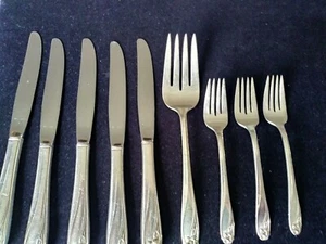 VINTAGE ROGERS BROS 1847 SILBER TELLER NARZISSENMUSTER KONVOLUT - Bild 1 von 6