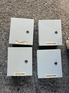 Software House RM-CAN Enclosure for RM-CAN Lot Of 4 No Key - Picture 1 of 4