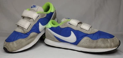 Zapatos retro Nike VALIANT para niños pequeños con correa TALLA 2Y Foto 1 de 4