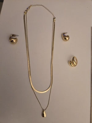 Juego de Joyas, Tono Dorado, Anillo Talla 7, Huggies, Collar Ajustable Foto 1 de 4