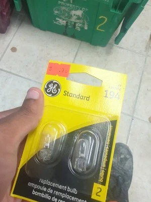 GE 12328 194/BP2 - Image 1 of 3