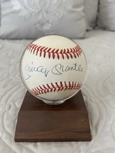 MICKEY MANTLE HANDSIGNIERT / SIGNED BASEBALL - Bild 1 von 4