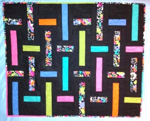 NEW Handmade Quilt 40" x 48" Bright Color Geometric Wall Hanging Throw Beautiful - Picture 1 of 6