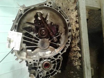 Used Manual Transmission Assembly fits: 1987  Isuzu i-mark MT Turbo Grade A Foto 1 de 4