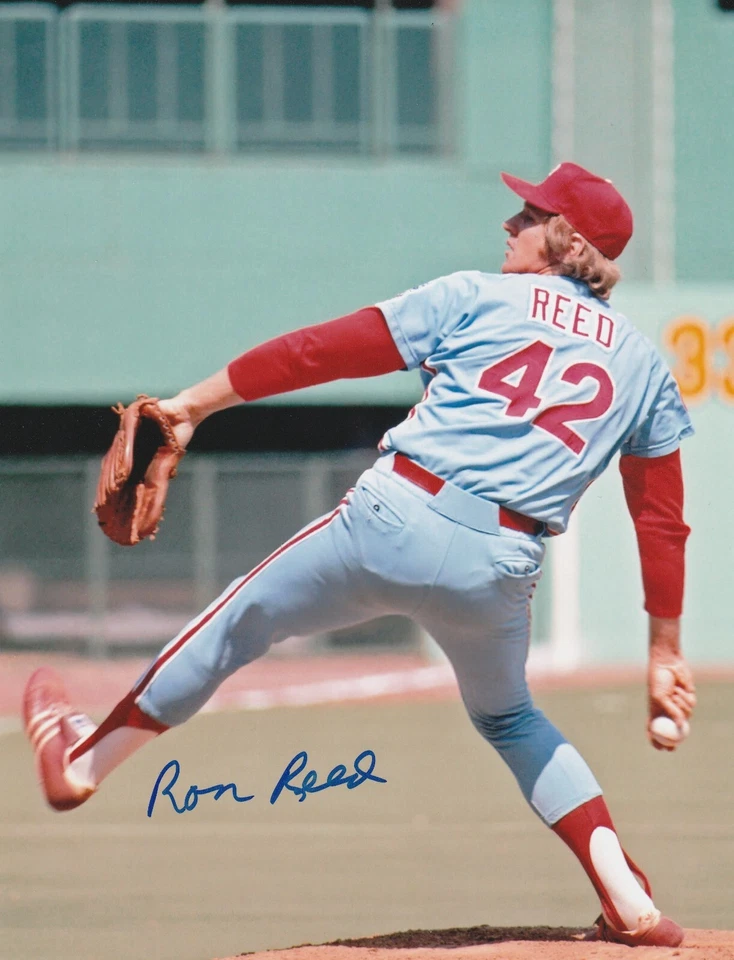 RON REED  PHILADELPHIA PHILLIES   ACTION SIGNED 8x10 - Image 1 of 1