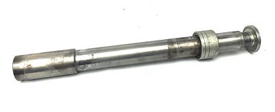 TRIUMPH 2001 TROPHY 1200 前轮轮轮辋轴 * — 第 1/4 张图片