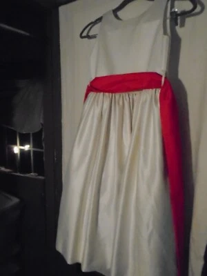 Vestido formal de cetim branco Girls Us Angels, comunhão, casamento tamanho 8 - Imagem 1 de 4