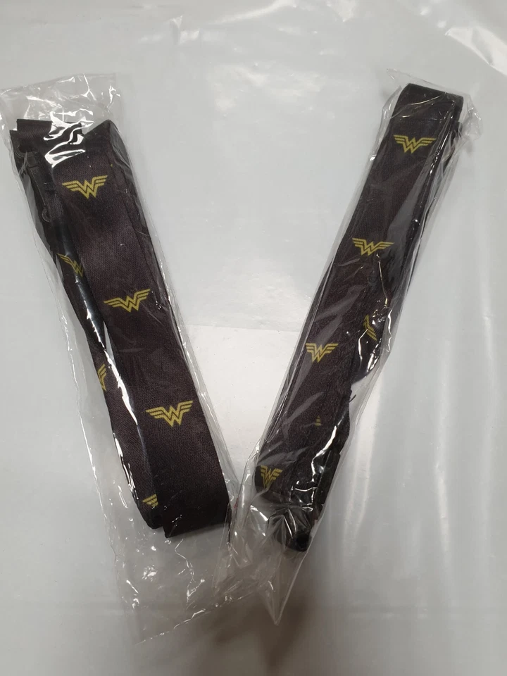 Wonder Woman Lanyard, Black With Yellow Symbol