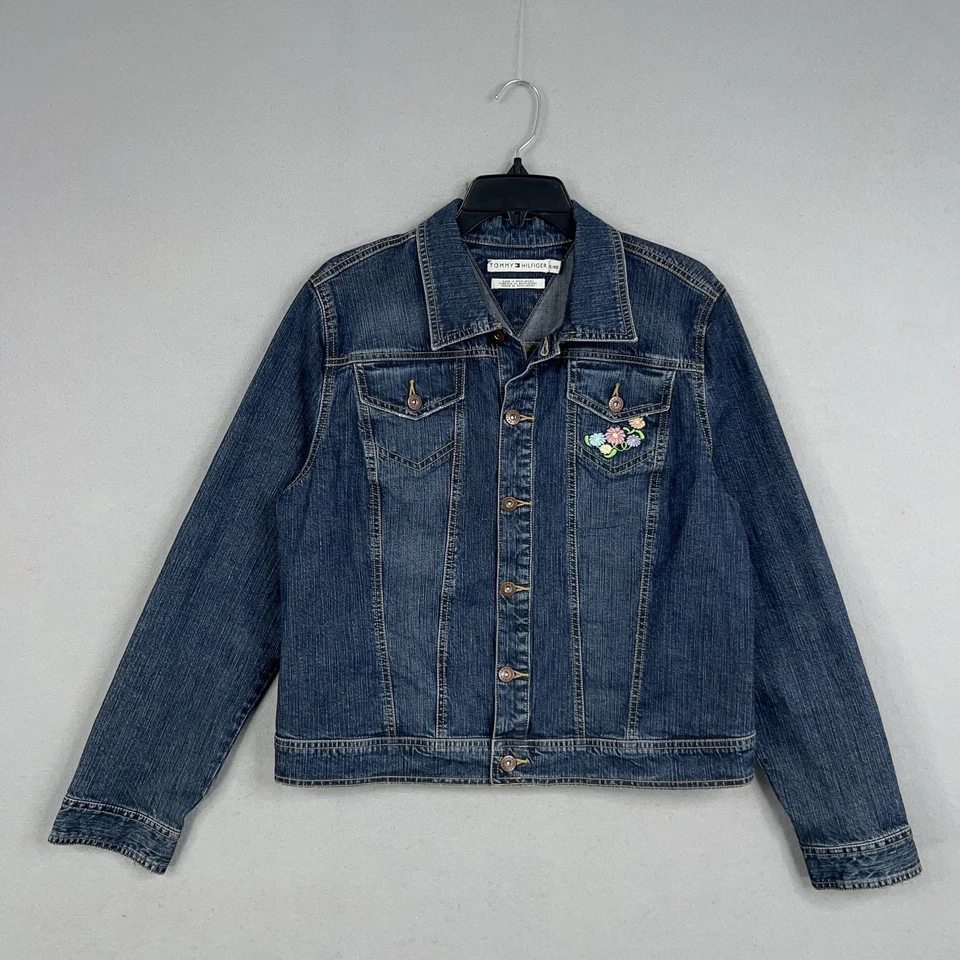Jaqueta jeans feminina Tommy Hilfiger XL azul denim caminhoneiro floral bordada jeans - Imagem 1 de 4