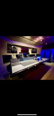 Consolas de mezcla SSL C200 48 canales tiene 96 E/S analógicas Foto 1 de 4