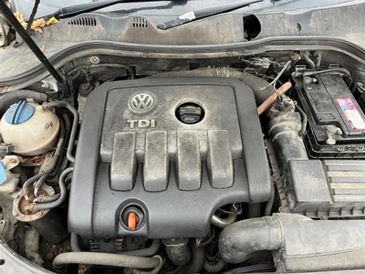 05-10 MK5 B6 VOLKSWAGEN PASSAT COMPLETE ENGINE 2.0 TDI DIESEL BKP EURO 4 *VIDEO* - Image 1 of 4